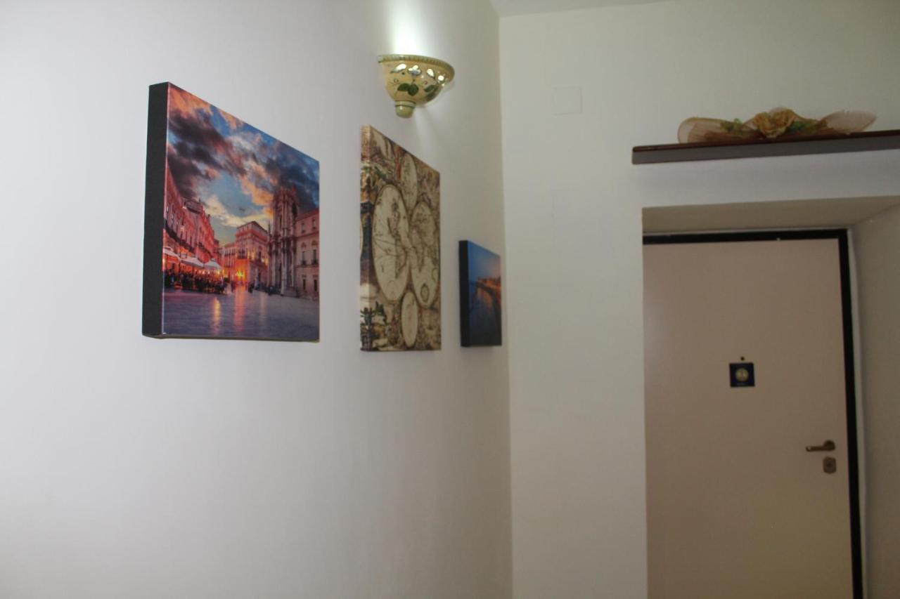 Apartament Il Conte Di Cavour Syrakuzy Zewnętrze zdjęcie